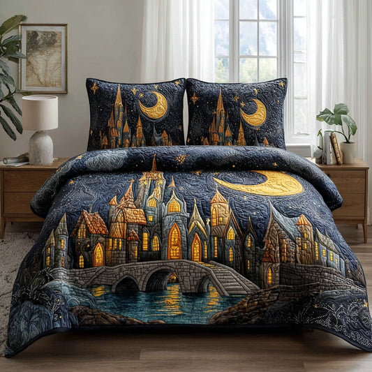Crescent Castle Glow 3-Piece Quilted Bedding Set NCU0VL3675