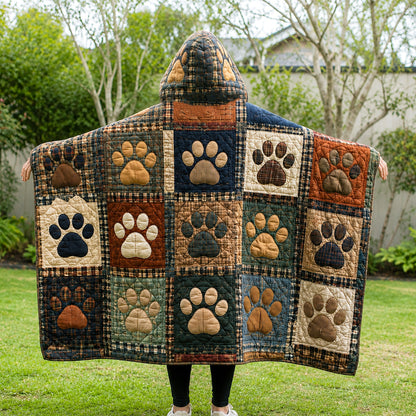 Rustic Pawprints Quilted Hooded Blanket TZL0TV009